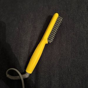DryBar Baby Brush Crush Mini Heated Straightening Brush